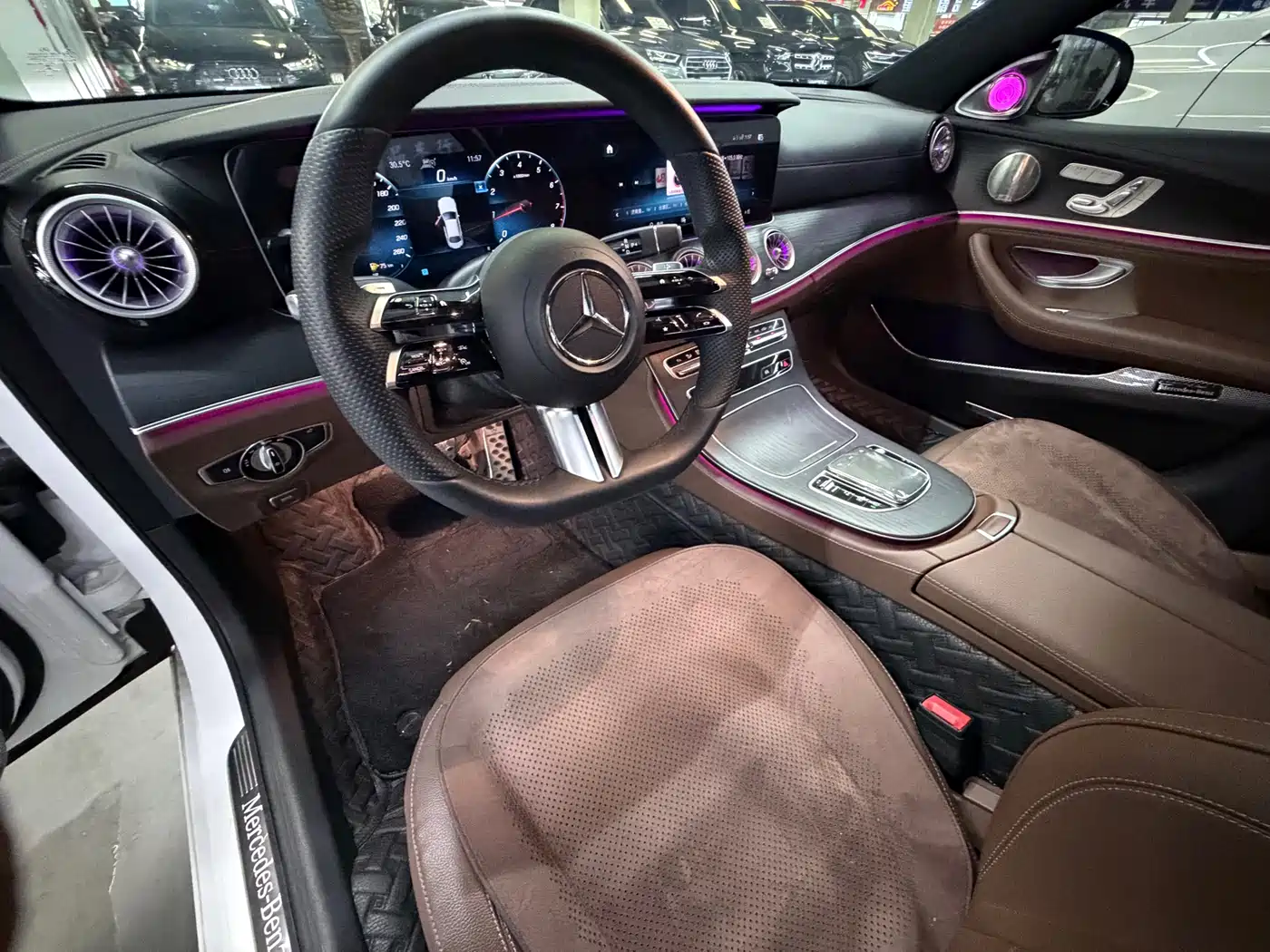 Mercedes-Benz E-Class 2022 Model Facelift III E 300 L Sport Luxury фото 12
