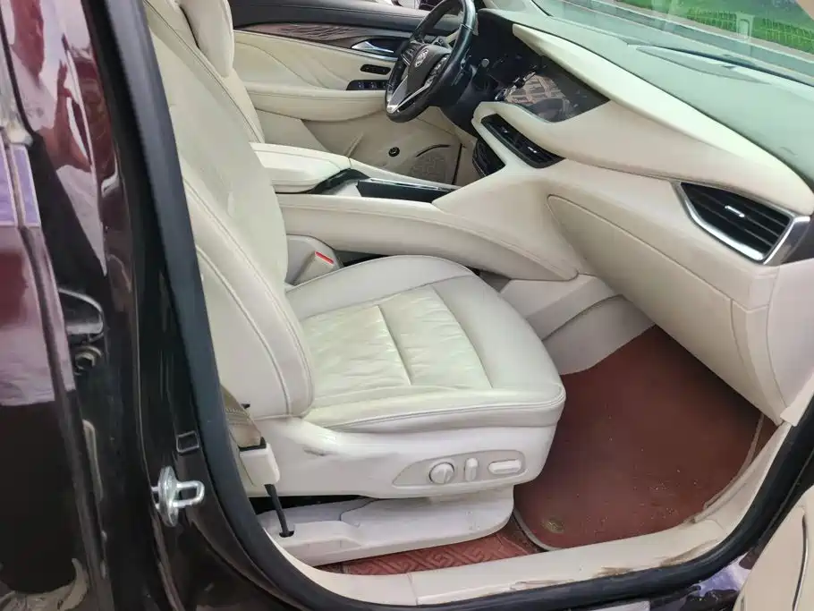 Buick Enclave 2023 2022 652T 4WD Avenir 6-Seater