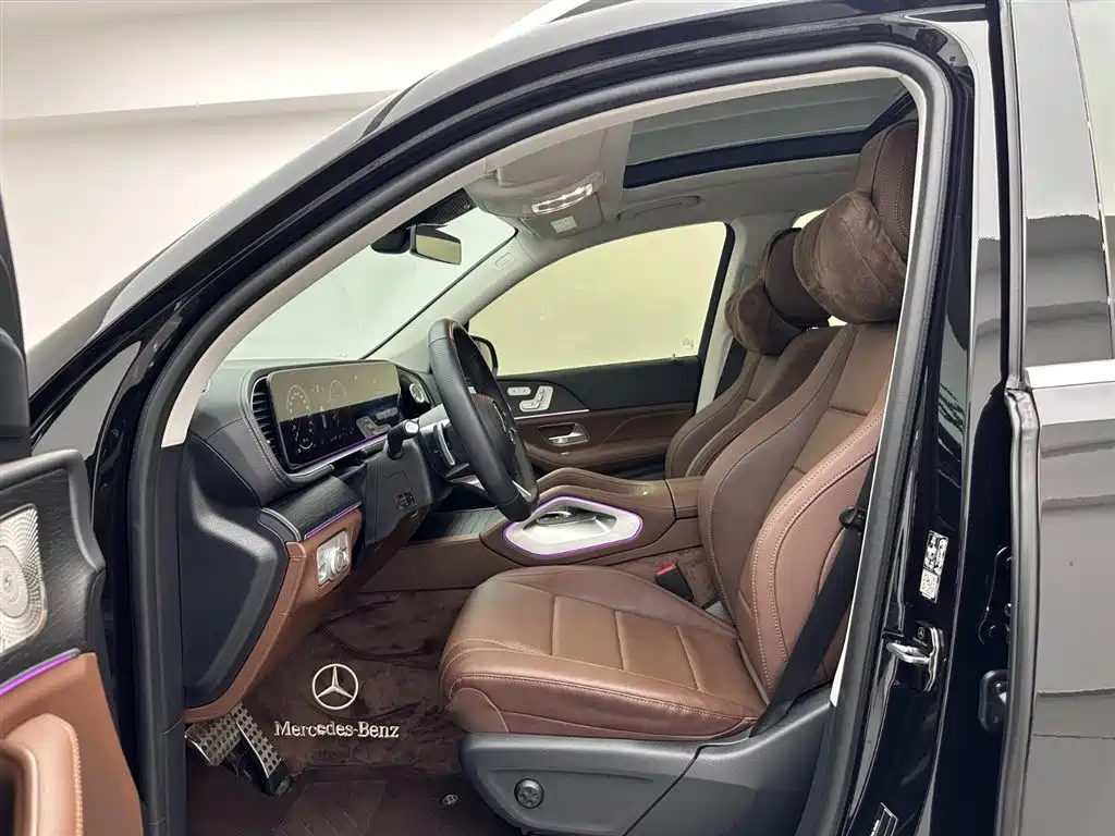 Mercedes-Benz GLS 2024 GLS 450 4MATIC Fashion Edition фото 19