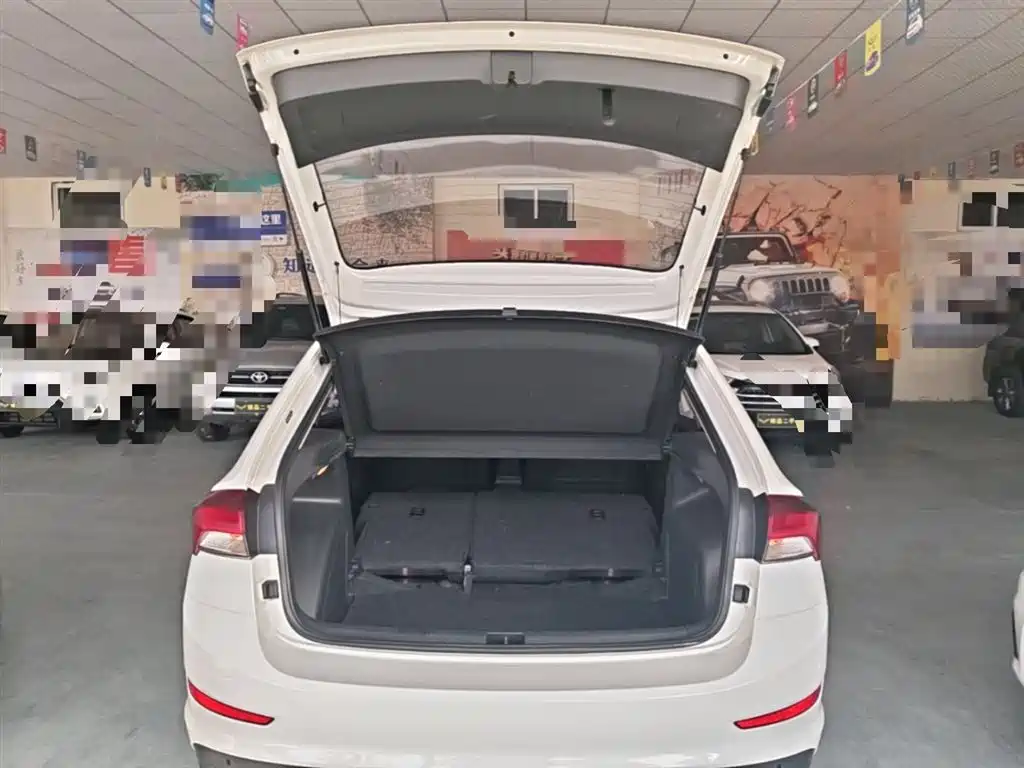Škoda Skoda Rapid Spaceback 2020 1.5L Auto Comfort фото 19