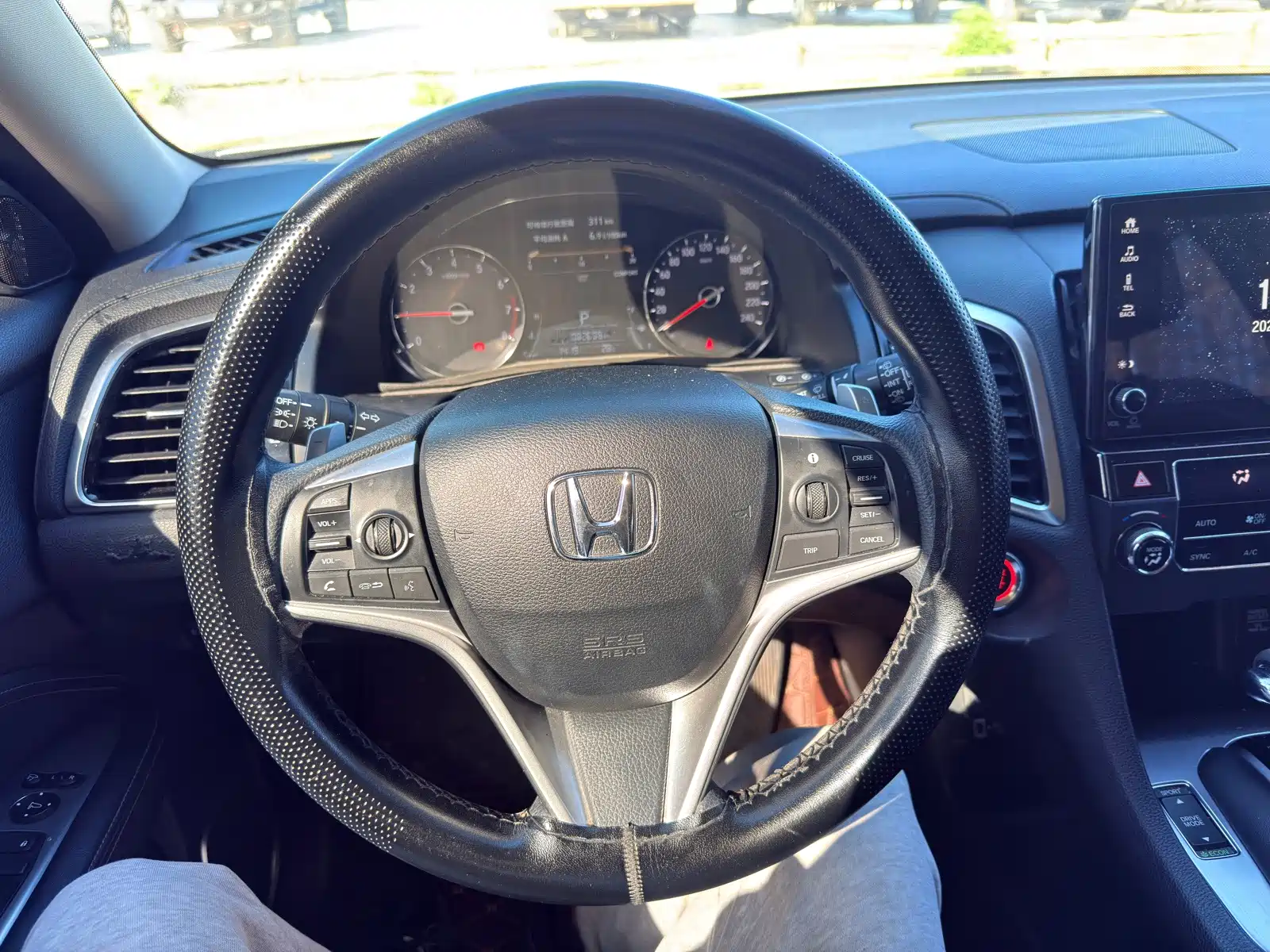 Photo 5 - Honda Avancier
