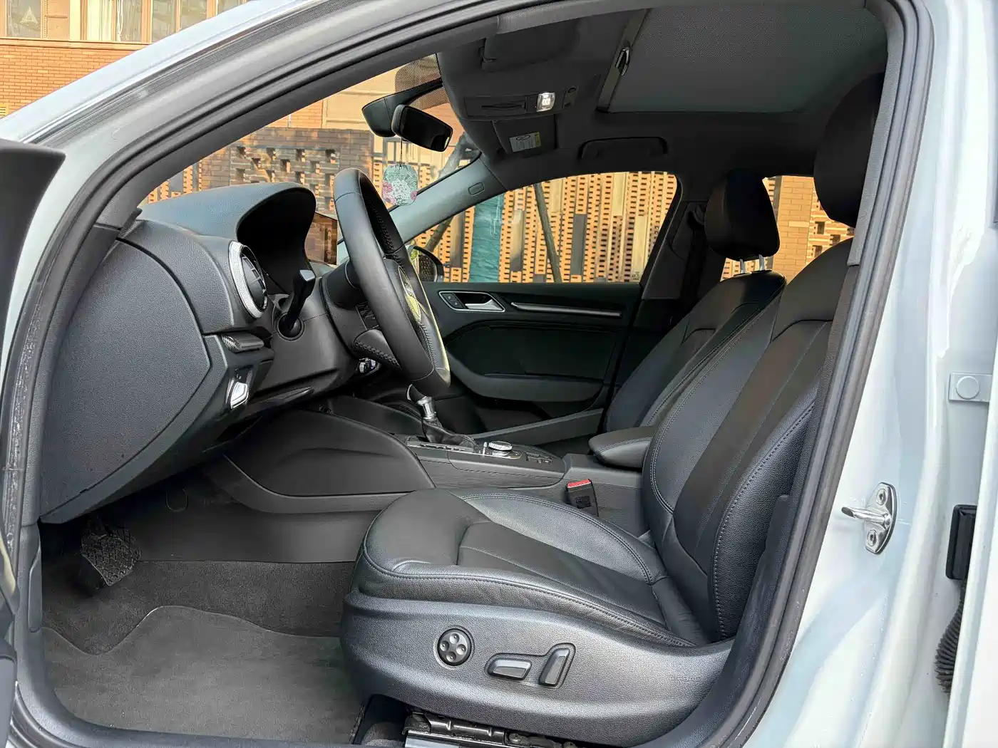 Audi A3 2017 Sportback 35 TFSI Style фото 6