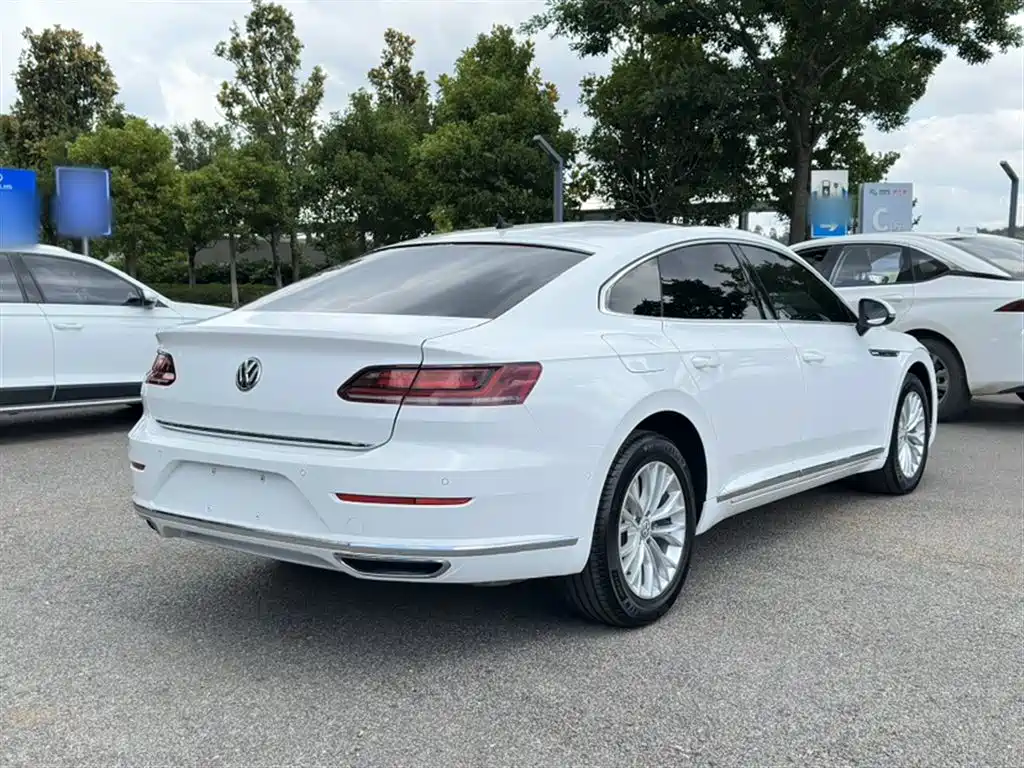Volkswagen FAW-Volkswagen CC 2020 330TSI Glamour Version China VI фото 13