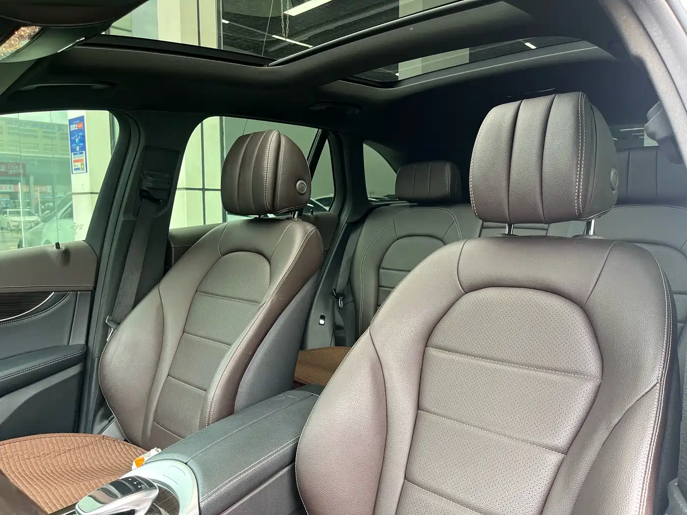 Mercedes-Benz GLC 2018 GLC 260 4MATIC Luxury фото 9