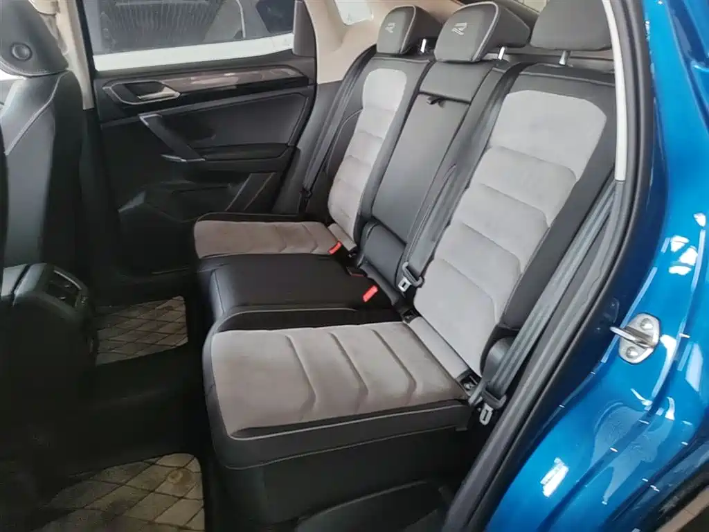 Volkswagen Tayron X 2020 330TSI 2WD Premium Smart Edition фото 17