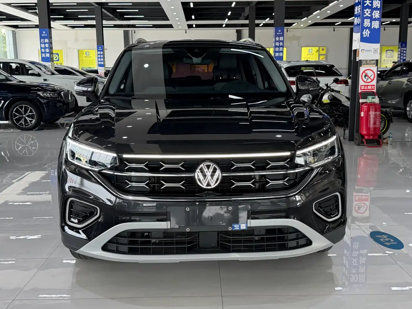 Volkswagen Tayron 2023 280TSI 2WD Luxury Plus Advanced Edition фото 2