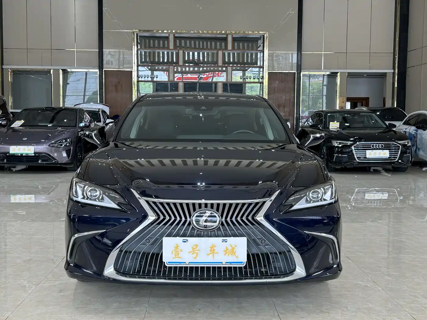 Lexus ES 2020 200 Excellence фото 2