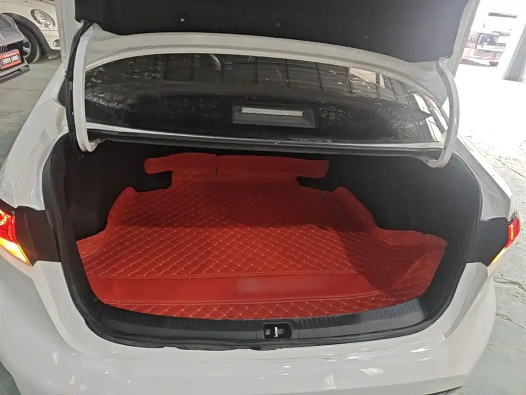 Toyota Levin 2022 185T CVT Luxury Edition фото 19