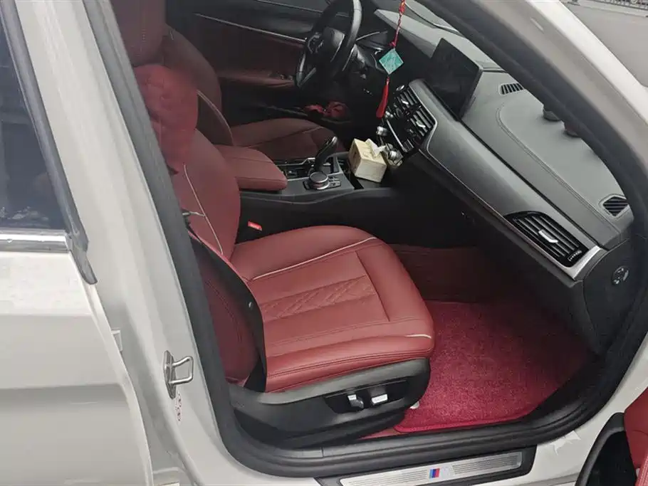 BMW 5 Series 2021 Facelift 530Li Leading M Sport Package фото 8