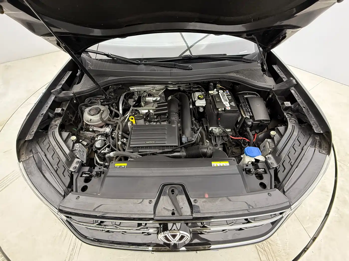 Volkswagen Tayron 2023 280TSI 2WD Luxury Plus Advanced Edition фото 8
