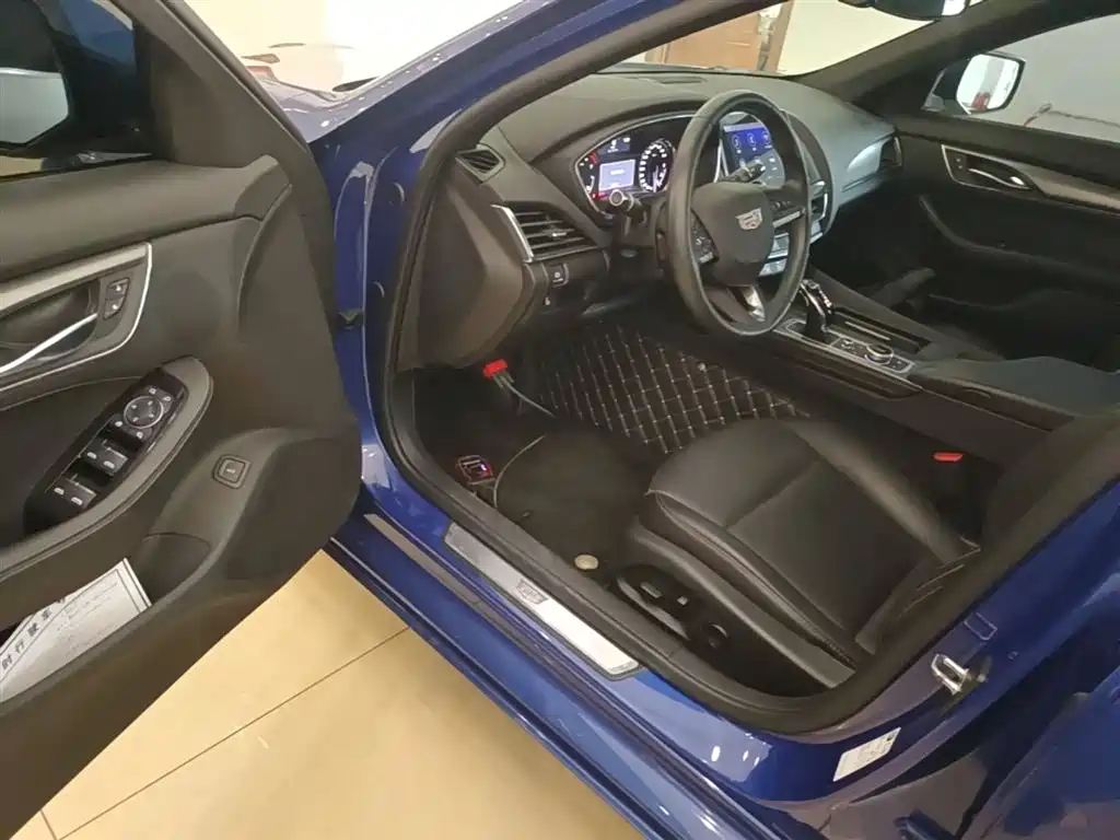 CADILLAC CT5