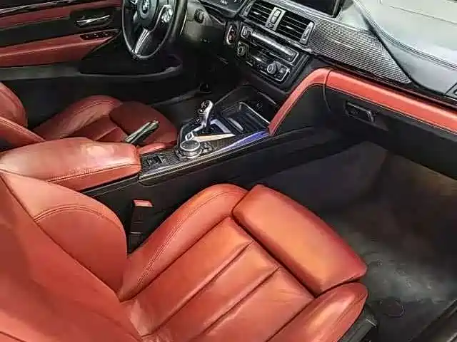 BMW M4 2014 M4 Convertible Coupe фото 4