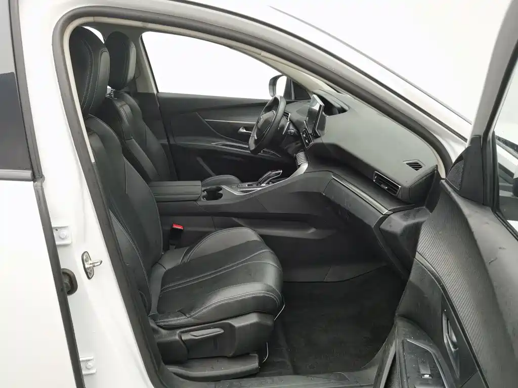 صورة 23 - Peugeot 4008