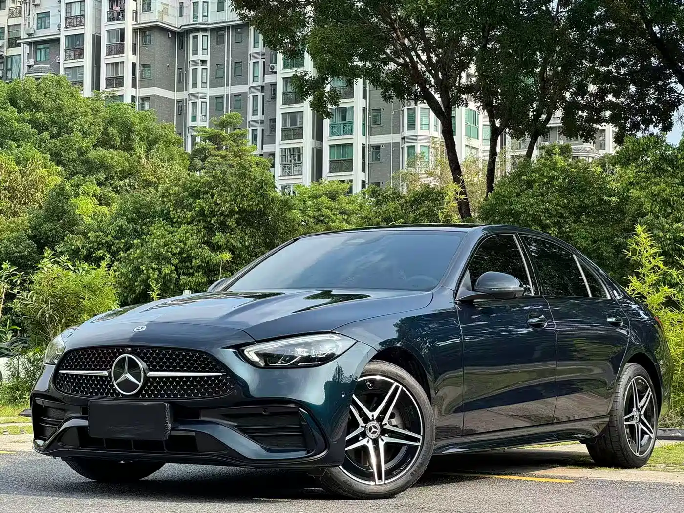 Mercedes-Benz C-Class 2025 C 260 L Night Sport Edition