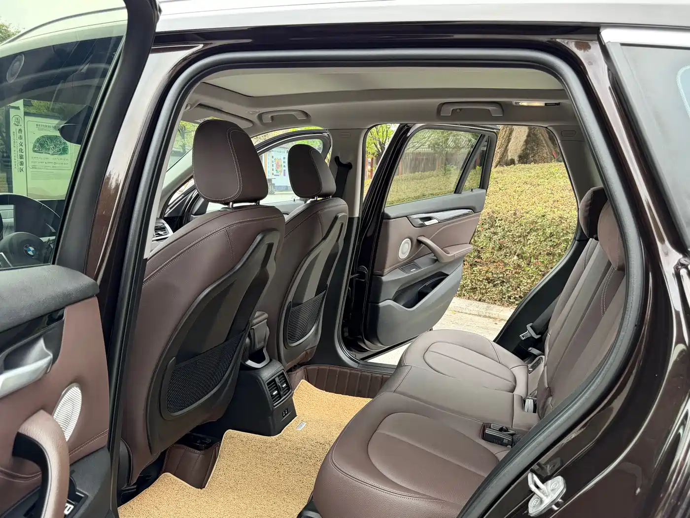 BMW X1 2022 sDrive25Li Leading фото 14