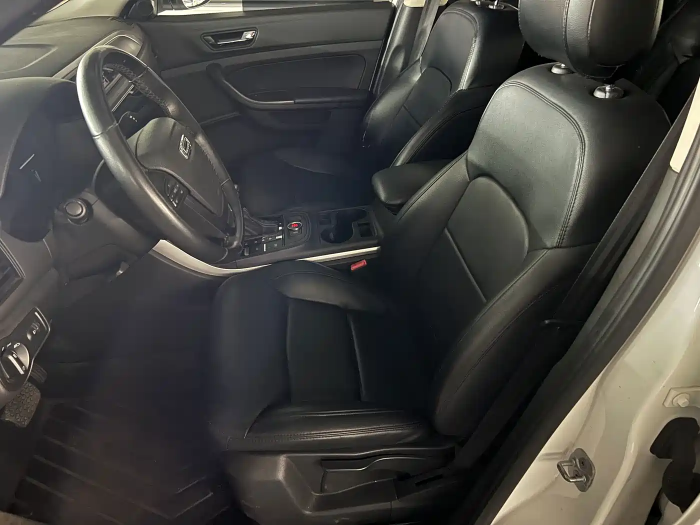Qoros 5 2018 2018 Facelift 1.6T Automatic Leading