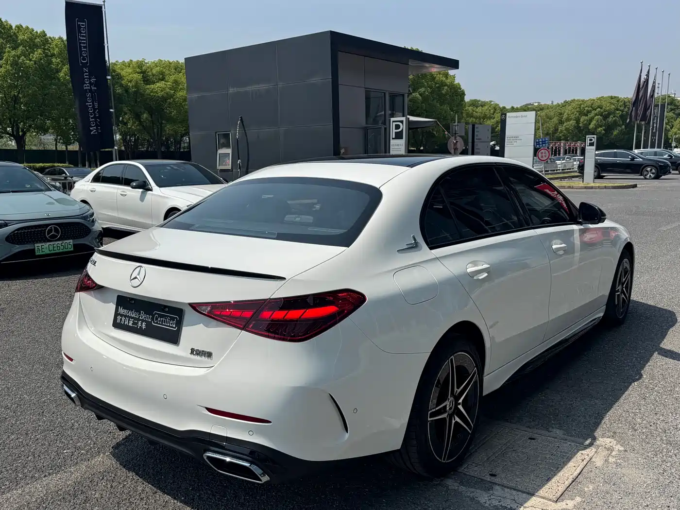 Mercedes-Benz C-Class 2025 C 260 L Night Sport Edition фото 6