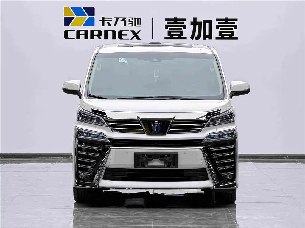 Фото 2 - Toyota Vellfire