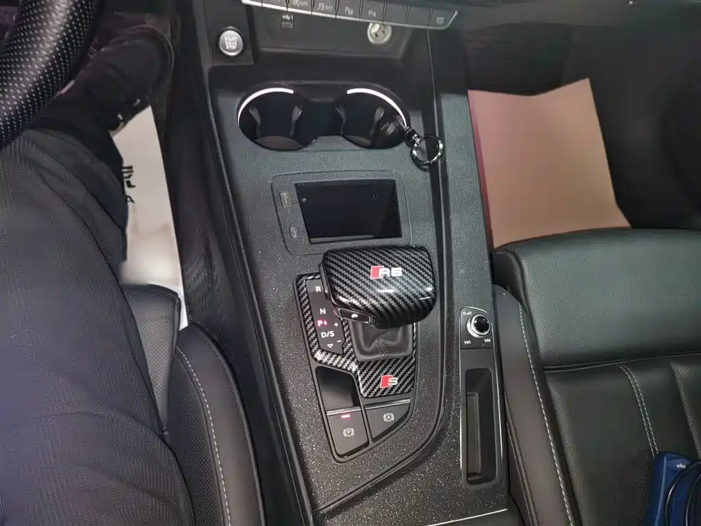 Audi A4L 2020 40 TFSI Luxury Dynamic фото 7