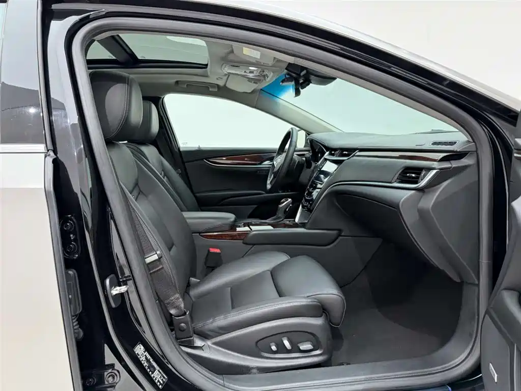 Cadillac XTS 2014 28T Luxury Edition фото 19