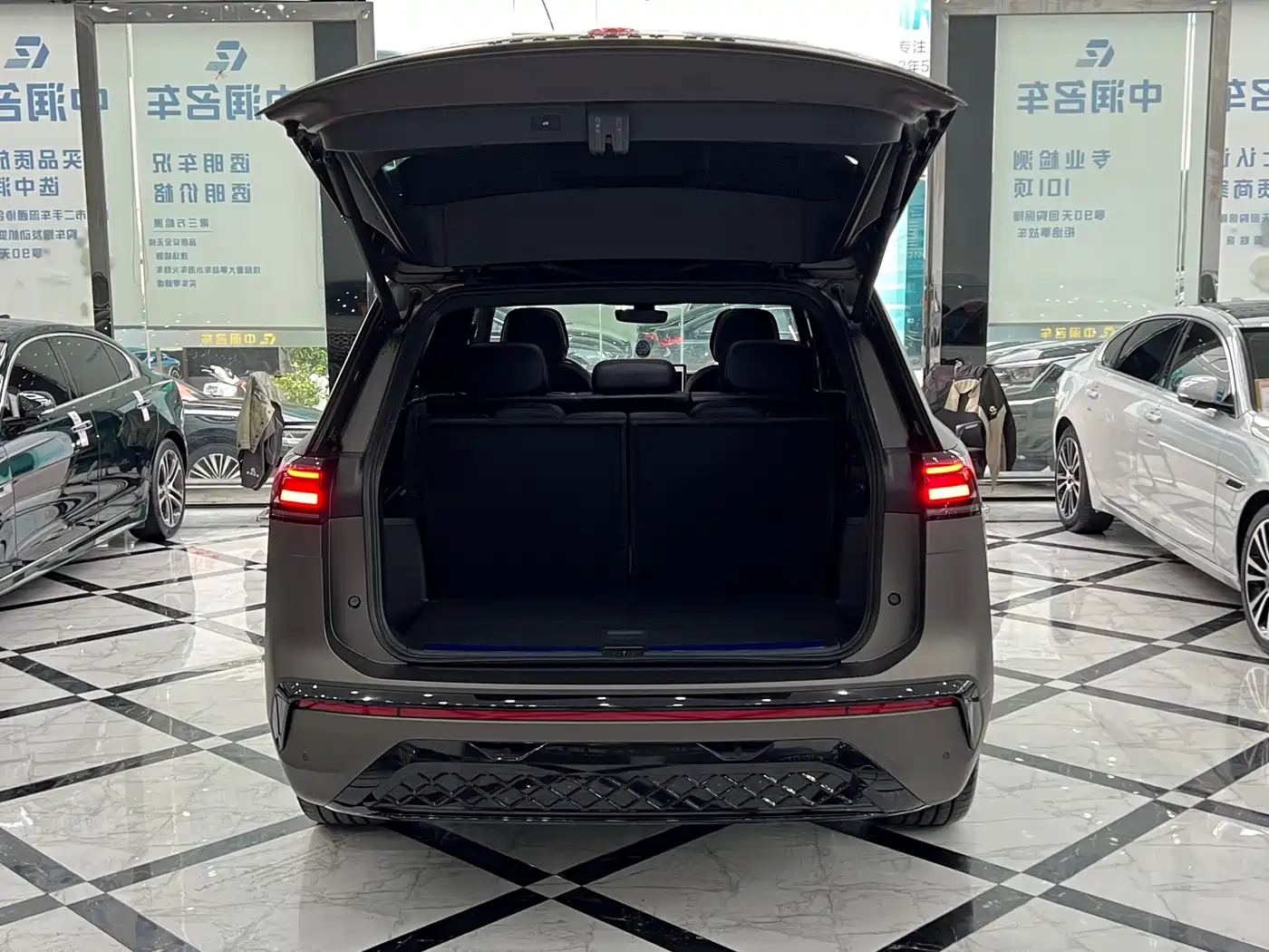 VOLKSWAGEN TOURANG