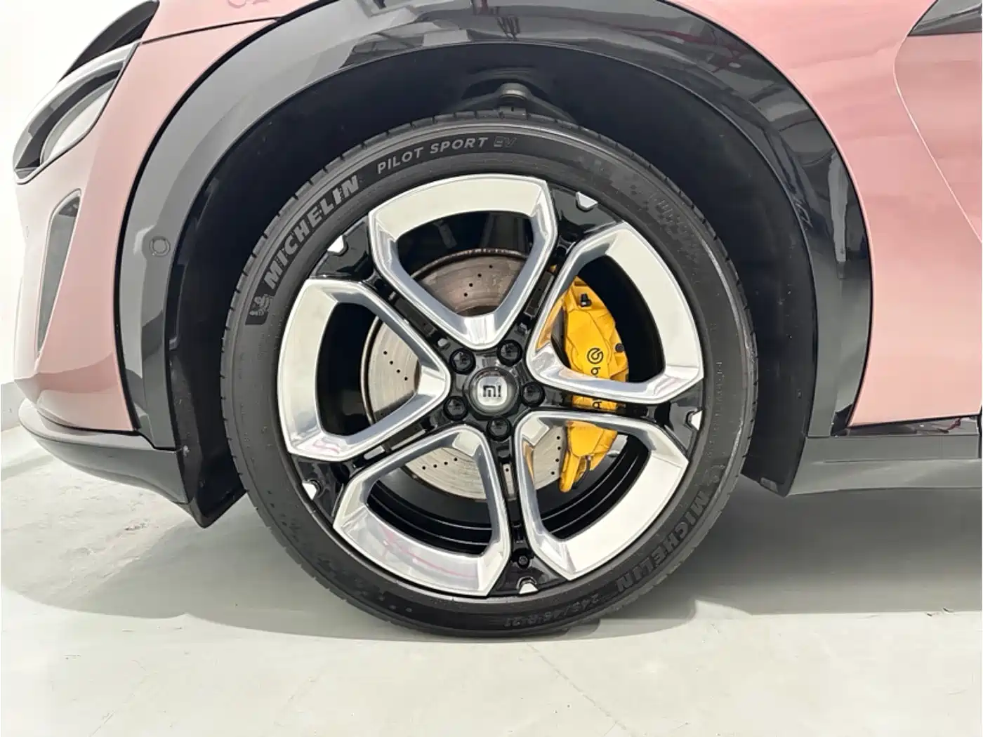 Xiaomi Auto Xiaomi YU7 2025 Ultra Long Range High Performance AWD Max Edition фото 14