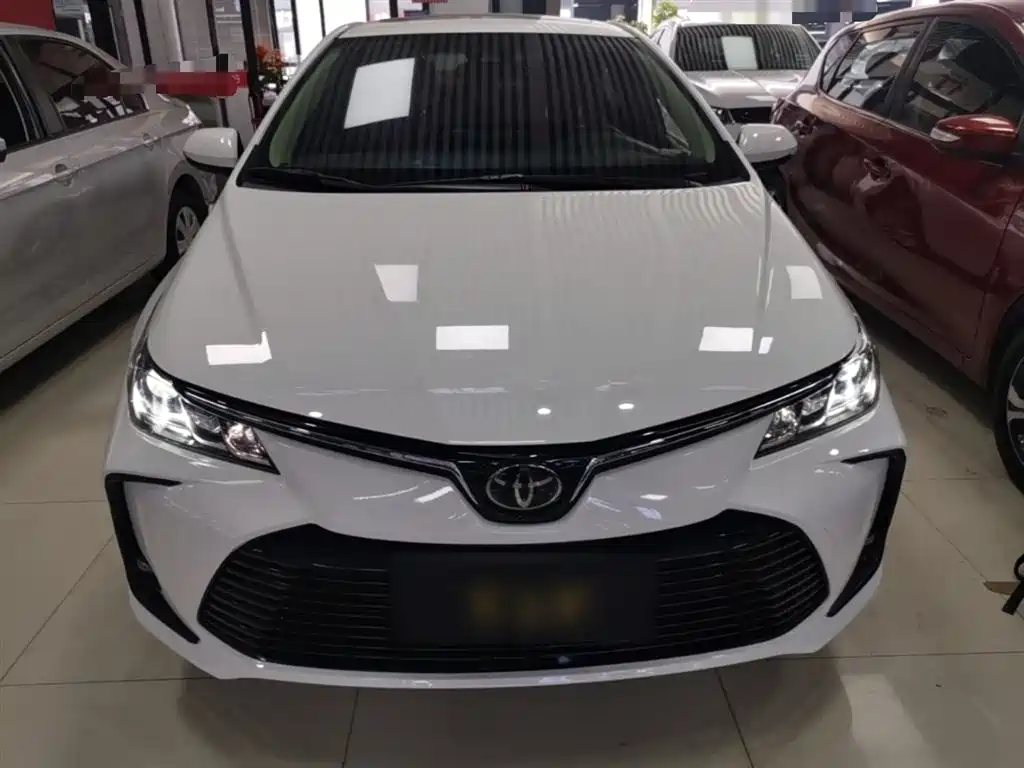 Toyota Corolla 2021 1.2T S-CVT Elite PLUS Edition фото 3