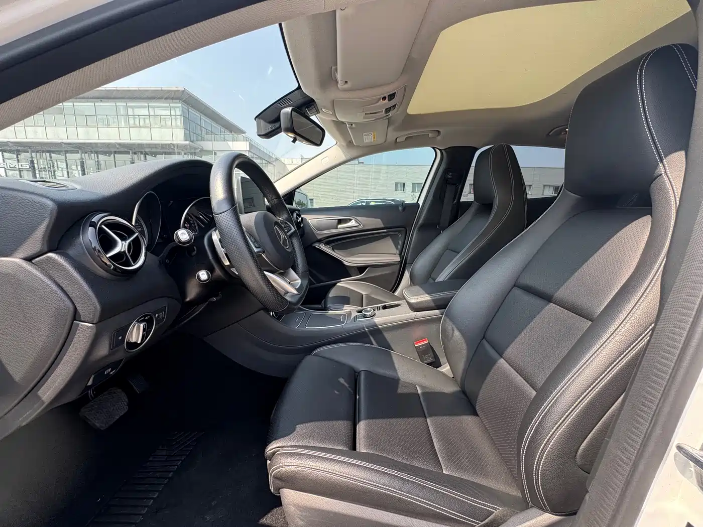 Mercedes-Benz GLA 2019 GLA 200 Dynamic фото 10