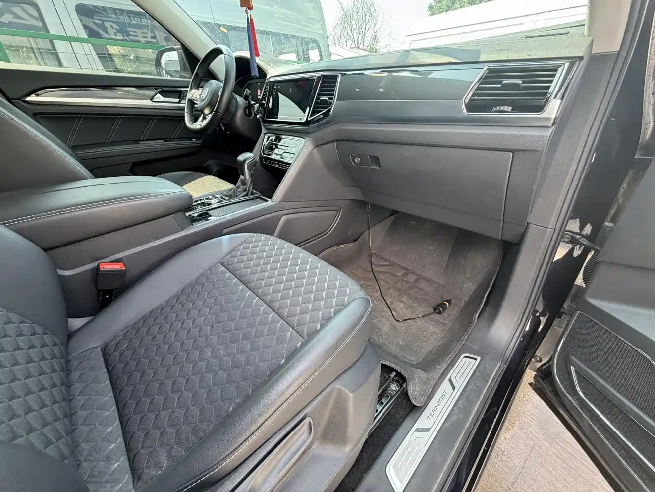 Volkswagen Teramont 2020 Teramont X 380TSI 4WD Luxury фото 4