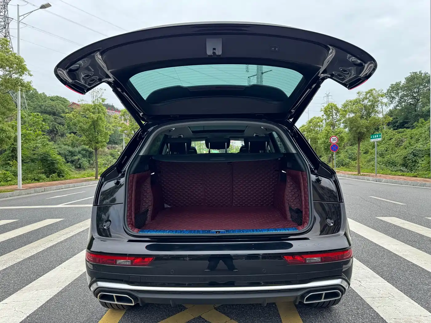Audi Q5L 2023 45T Luxury Dynamic фото 8