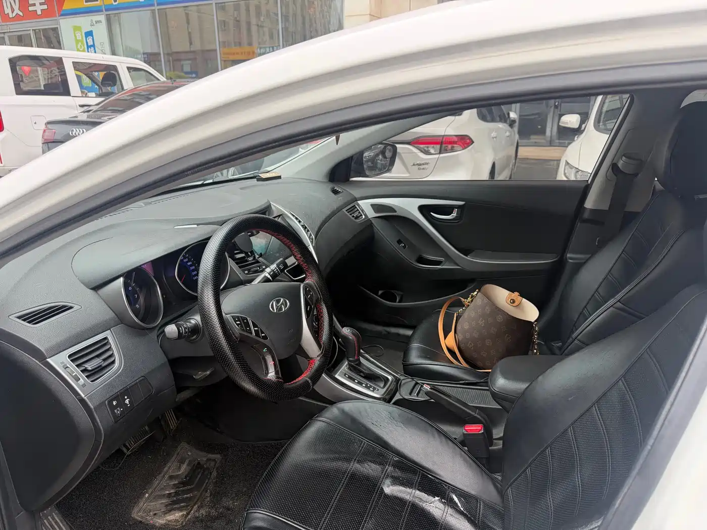 Hyundai Langdong 2015 1.6L Auto Premium фото 3