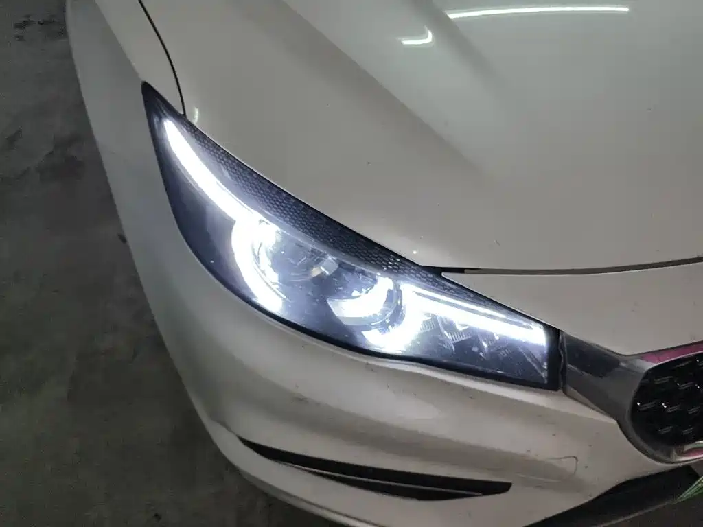MG 6 New Energy 2019 2018 45T E-DRIVE Intelligent Hybrid Premium Internet Edition