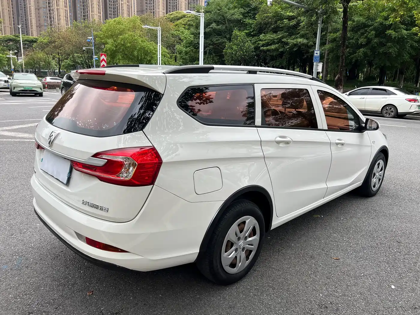Baojun 310W 2018 2017 1.5L Manual Comfort China V