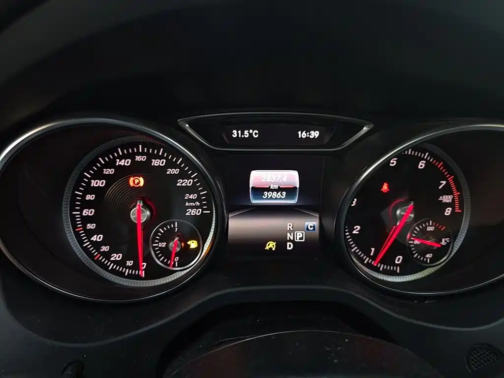 Mercedes-Benz CLA (Import) 2018 CLA 220 4MATIC фото 18