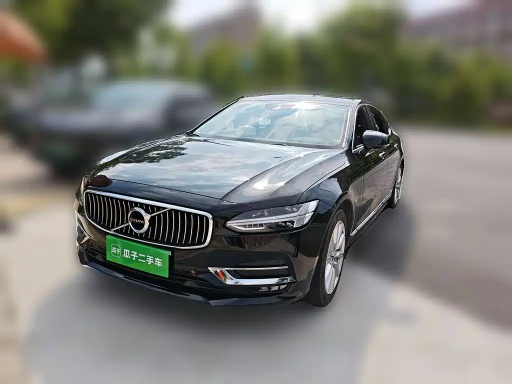 Volvo S90 2020 T5 Momentum Luxury Edition