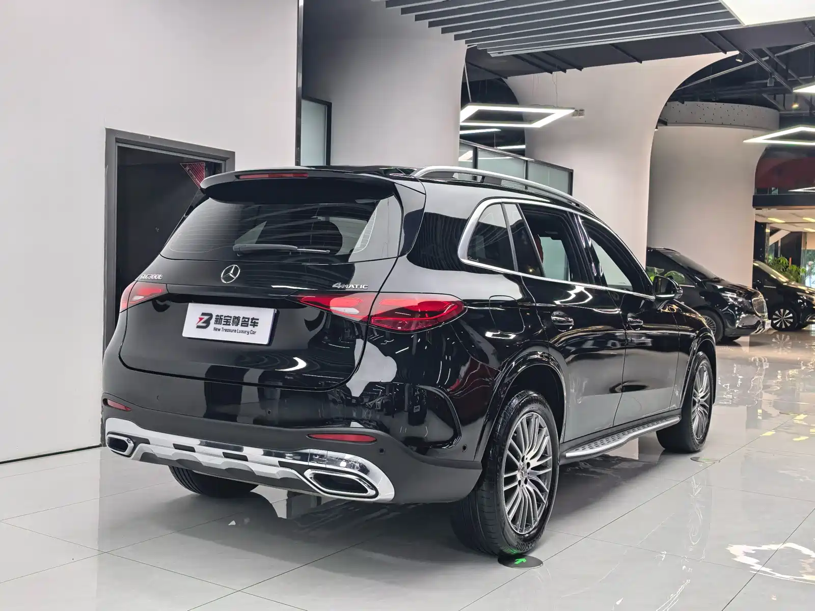 Фото 16 - Mercedes-Benz GLC