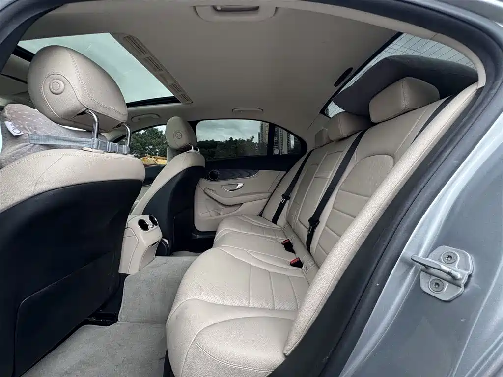 Mercedes-Benz C-Class 2015 C 180 L Sport фото 3