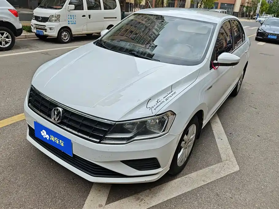 Volkswagen Jetta 2019 Dream Edition 1.4L Manual Fashion