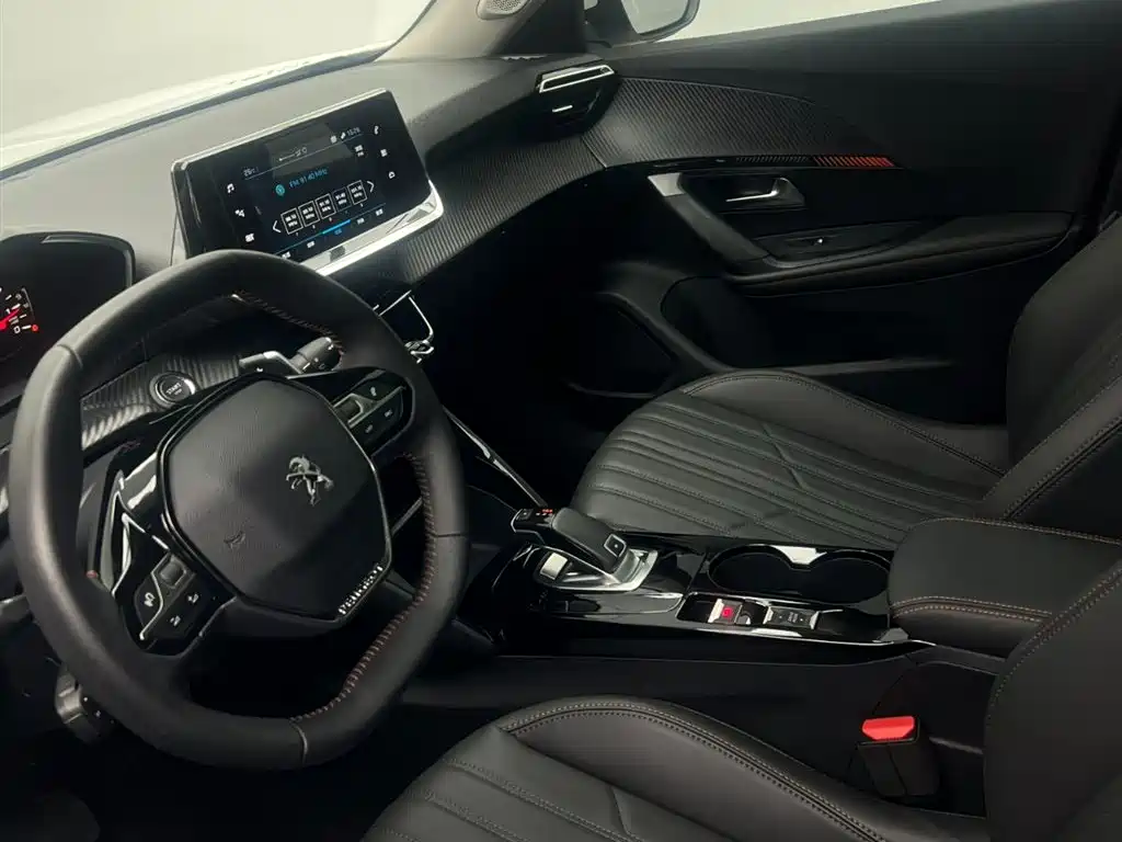 Peugeot 2008 2022 230THP THE ONE фото 16