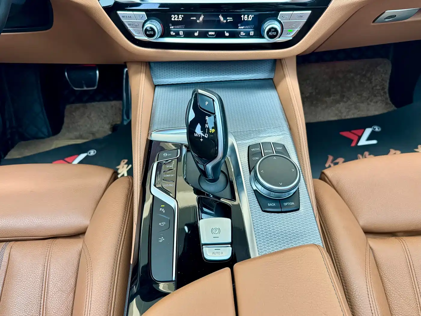 BMW 6 Series GT 2019 630i M Sport Package фото 11