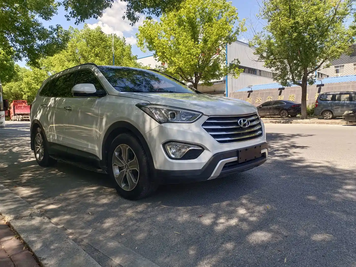 Hyundai Grand Santa Fe 2015 2013 2.2T 7-Seater 4WD Comfort Edition