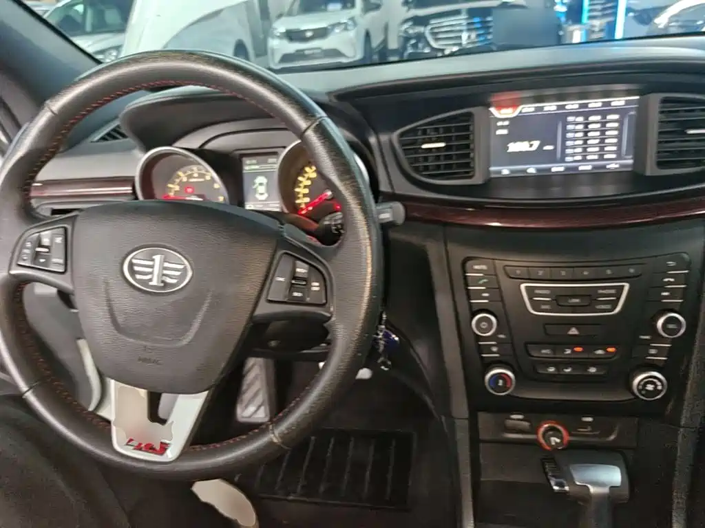 Besturn B50 2016 2016 1.4T Automatic Sport Luxury