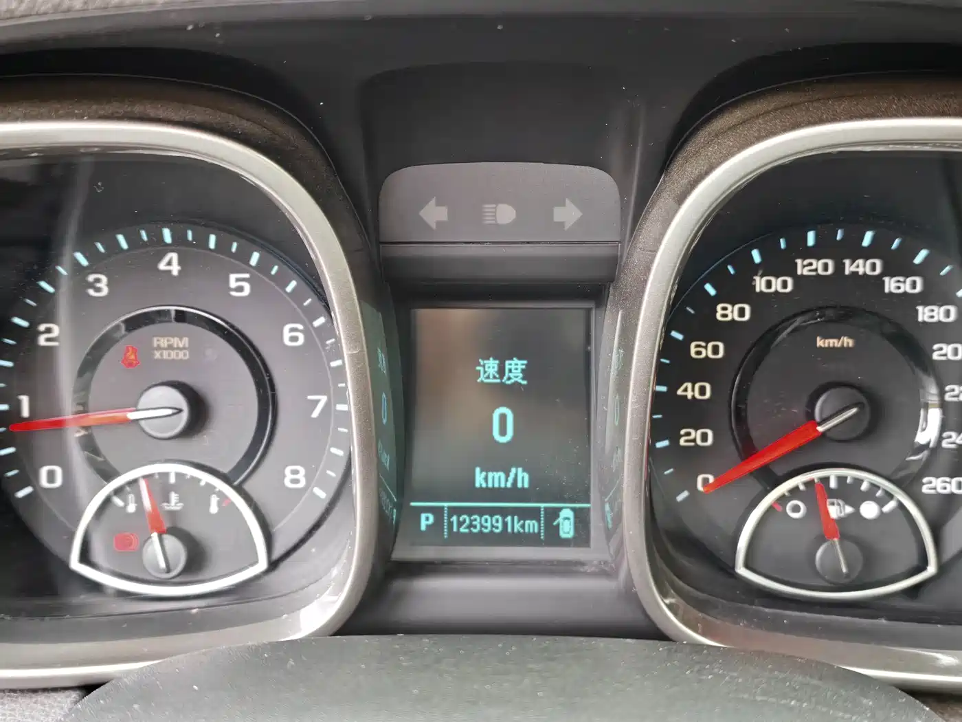 Chevrolet Malibu 2014 2.4L Automatic Luxury фото 6