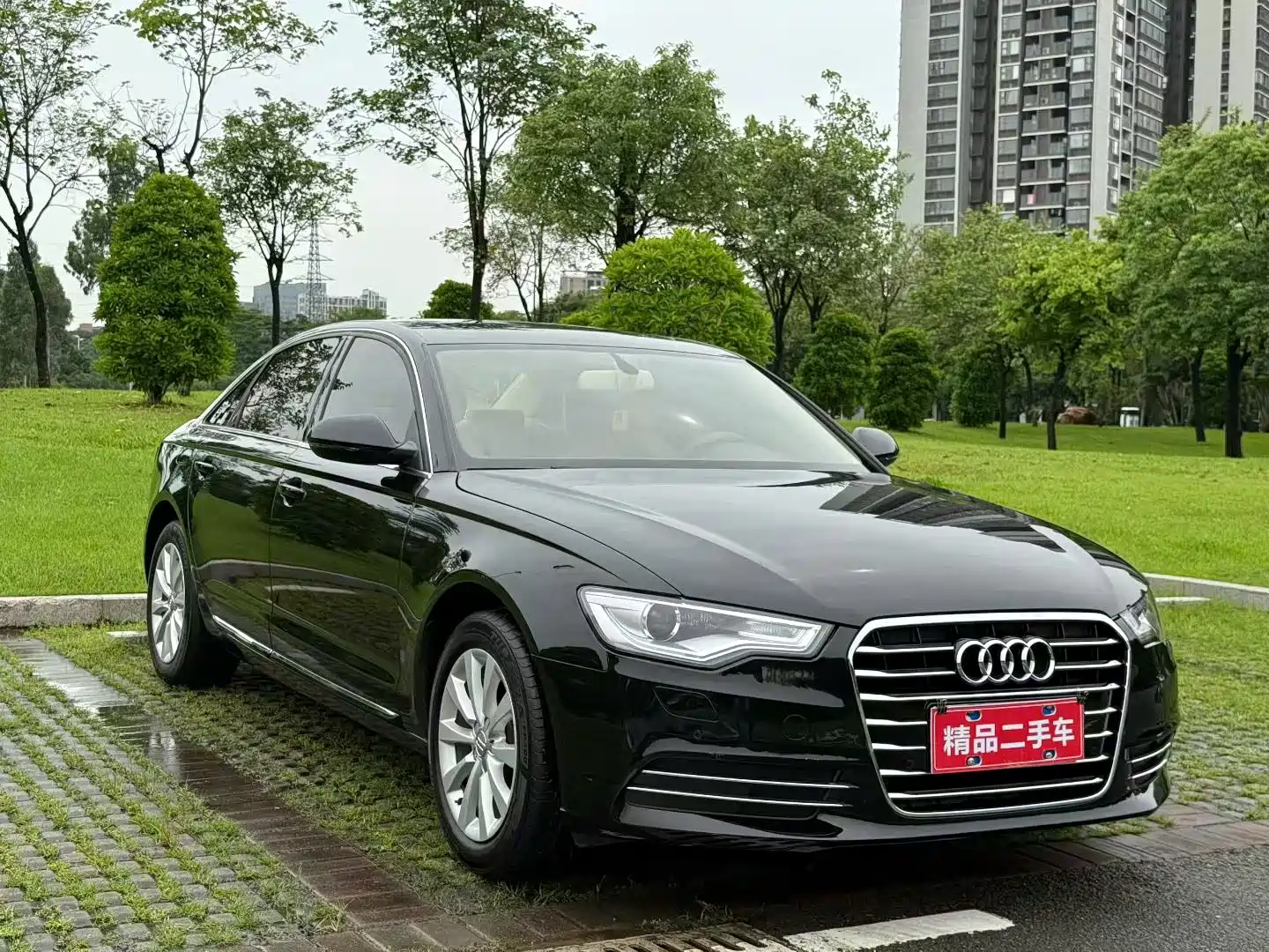 Фото 3 - Audi A6L