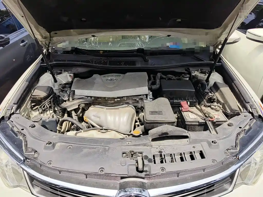 Photo 3 - Toyota Camry