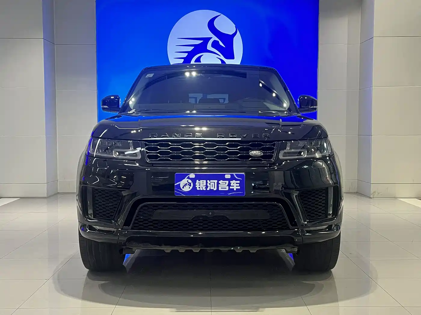Land Rover Range Rover Sport 2021 3.0 L6 Gloss Black Edition фото 2