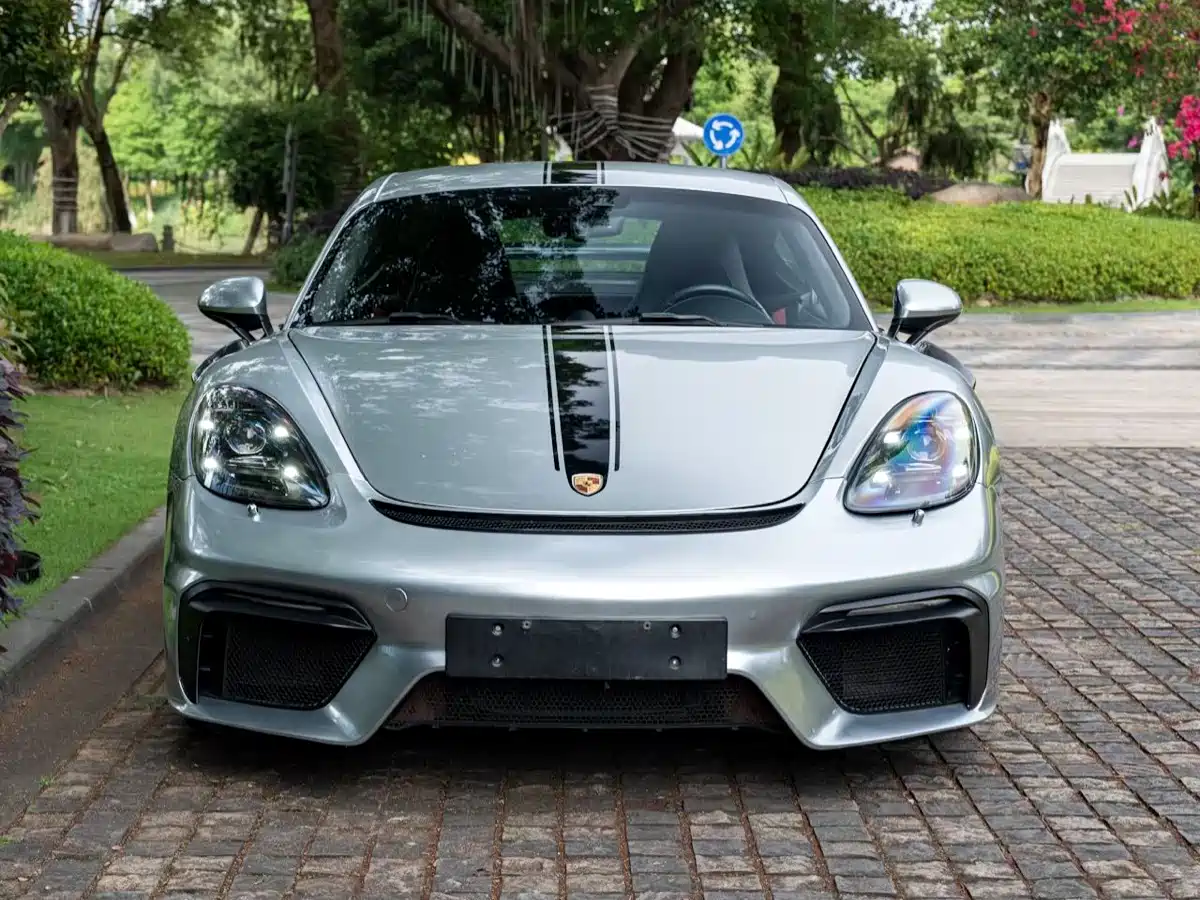 Porsche 718 2018 Cayman 2.0T фото 2