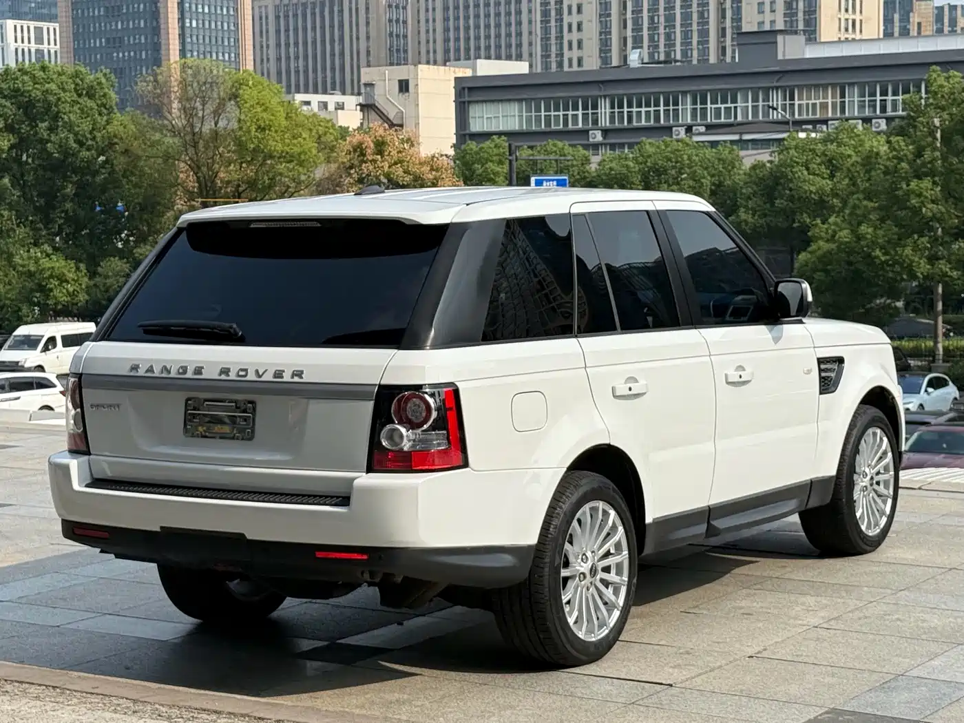 Land Rover Range Rover Sport 2012 2012 3.0 TDV6 HSE Diesel Version
