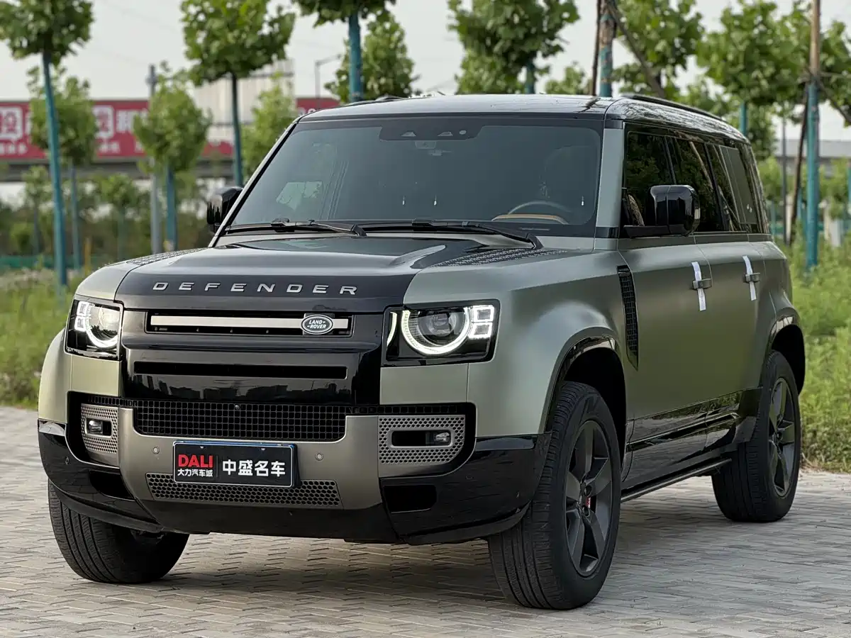 Land Rover Defender 2023 Facelift 110 3.0T P400 X-DYNAMIC HSE