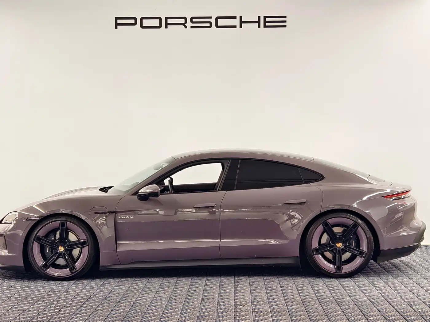 Porsche Taycan 2025 2025 Taycan